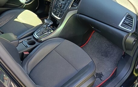 Opel Astra J, 2010 год, 800 000 рублей, 11 фотография