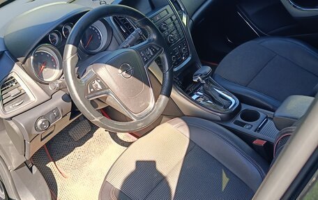 Opel Astra J, 2010 год, 800 000 рублей, 10 фотография