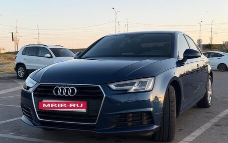 Audi A4, 2017 год, 2 300 000 рублей, 2 фотография