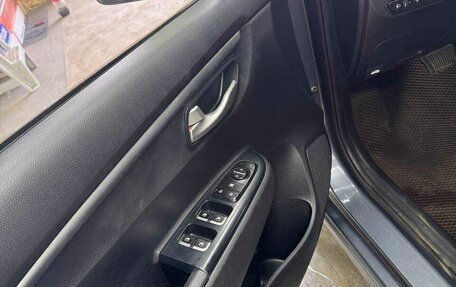 KIA Rio IV, 2017 год, 649 000 рублей, 10 фотография