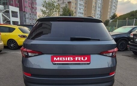 Skoda Kodiaq I, 2021 год, 2 450 000 рублей, 2 фотография