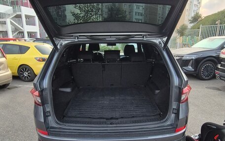 Skoda Kodiaq I, 2021 год, 2 450 000 рублей, 23 фотография