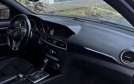 Mercedes-Benz C-Класс, 2012 год, 1 200 000 рублей, 10 фотография