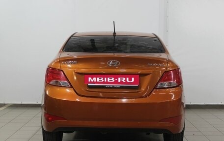 Hyundai Solaris II рестайлинг, 2015 год, 780 000 рублей, 7 фотография