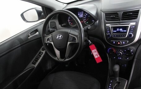 Hyundai Solaris II рестайлинг, 2015 год, 780 000 рублей, 15 фотография