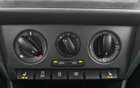 Skoda Rapid I, 2016 год, 829 000 рублей, 13 фотография