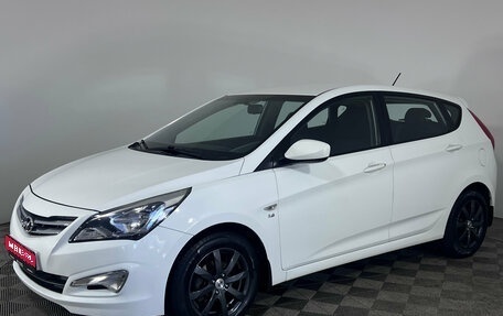 Hyundai Solaris II рестайлинг, 2015 год, 1 050 000 рублей, 1 фотография