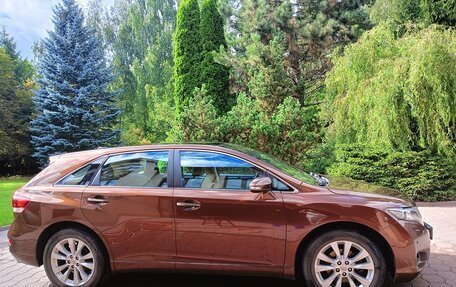 Toyota Venza I, 2013 год, 1 850 000 рублей, 2 фотография