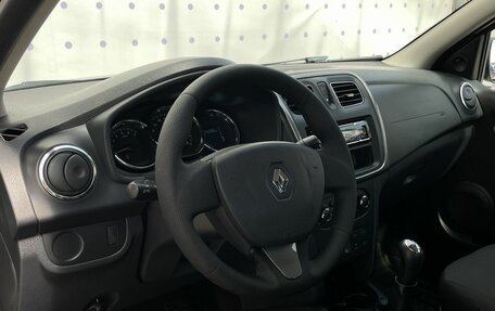 Renault Logan II, 2015 год, 800 000 рублей, 13 фотография