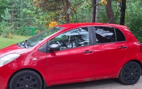 Toyota Yaris III рестайлинг, 2008 год, 430 000 рублей, 4 фотография