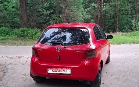 Toyota Yaris III рестайлинг, 2008 год, 430 000 рублей, 5 фотография