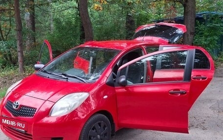 Toyota Yaris III рестайлинг, 2008 год, 430 000 рублей, 9 фотография