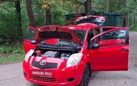 Toyota Yaris III рестайлинг, 2008 год, 430 000 рублей, 13 фотография
