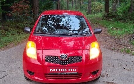 Toyota Yaris III рестайлинг, 2008 год, 430 000 рублей, 18 фотография