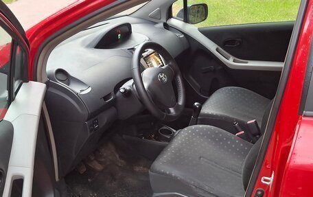 Toyota Yaris III рестайлинг, 2008 год, 430 000 рублей, 19 фотография
