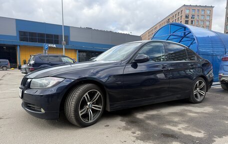 BMW 3 серия, 2007 год, 1 150 000 рублей, 13 фотография
