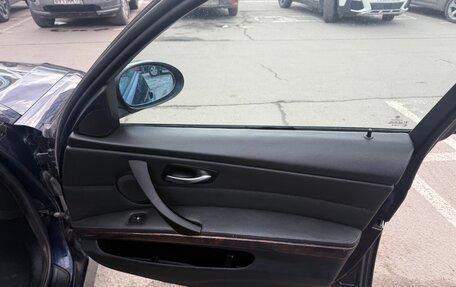 BMW 3 серия, 2007 год, 1 150 000 рублей, 19 фотография