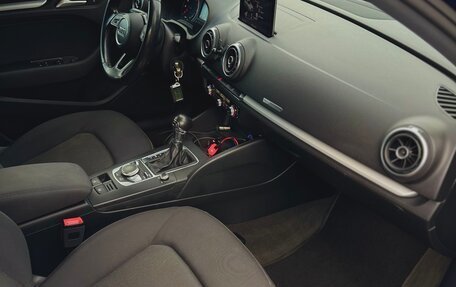 Audi A3, 2016 год, 1 800 000 рублей, 17 фотография