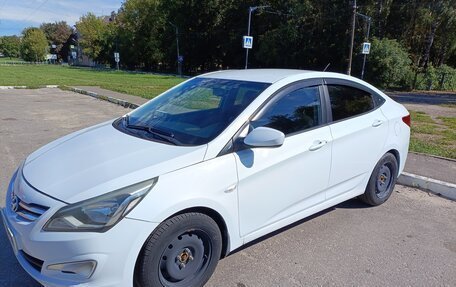 Hyundai Solaris II рестайлинг, 2014 год, 635 000 рублей, 4 фотография