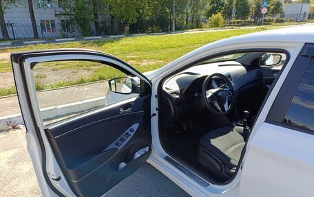 Hyundai Solaris II рестайлинг, 2014 год, 635 000 рублей, 16 фотография