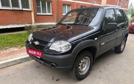 Chevrolet Niva I рестайлинг, 2011 год, 450 000 рублей, 6 фотография