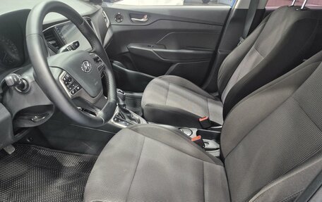 Hyundai Solaris II рестайлинг, 2017 год, 1 249 000 рублей, 12 фотография