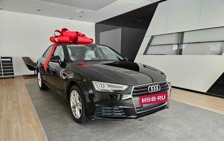 Audi A4, 2017 год, 2 400 000 рублей, 5 фотография