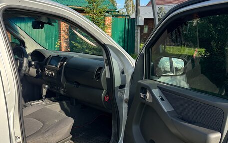 Nissan Navara (Frontier), 2006 год, 790 000 рублей, 5 фотография