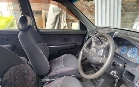 Nissan Cube II, 1999 год, 95 000 рублей, 16 фотография