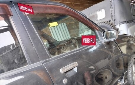 Nissan Cube II, 1999 год, 95 000 рублей, 3 фотография
