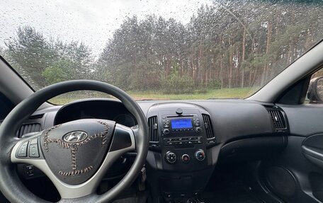 Hyundai i30 I, 2010 год, 275 000 рублей, 3 фотография