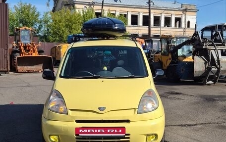 Toyota FunCargo, 2000 год, 350 000 рублей, 2 фотография