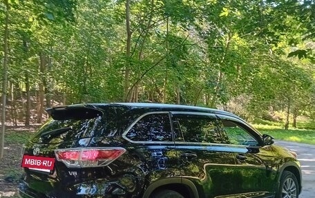 Toyota Highlander III, 2014 год, 2 190 000 рублей, 5 фотография