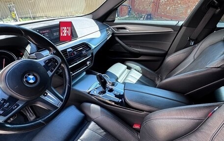 BMW 5 серия, 2018 год, 3 810 000 рублей, 14 фотография