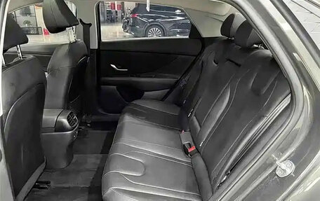 Hyundai Elantra, 2024 год, 1 580 000 рублей, 9 фотография