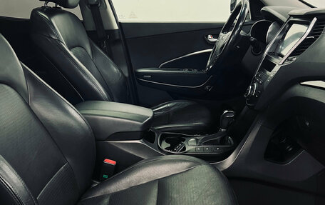 Hyundai Santa Fe III рестайлинг, 2013 год, 1 690 000 рублей, 23 фотография