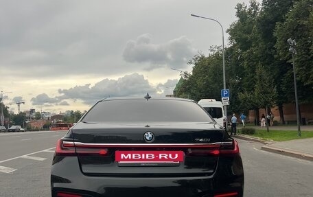 BMW 7 серия, 2019 год, 5 900 000 рублей, 4 фотография