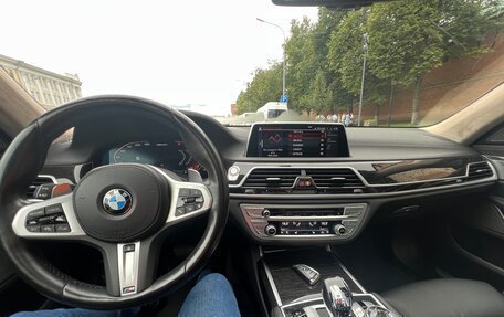 BMW 7 серия, 2019 год, 5 900 000 рублей, 14 фотография