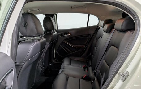 Mercedes-Benz GLA, 2017 год, 1 700 000 рублей, 4 фотография