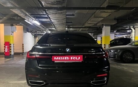BMW 7 серия, 2019 год, 5 900 000 рублей, 19 фотография