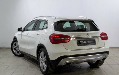 Mercedes-Benz GLA, 2017 год, 1 700 000 рублей, 27 фотография
