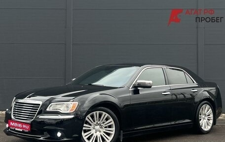 Chrysler 300C II, 2012 год, 1 625 000 рублей, 1 фотография