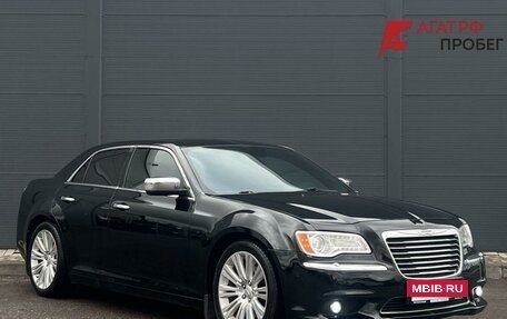 Chrysler 300C II, 2012 год, 1 625 000 рублей, 3 фотография