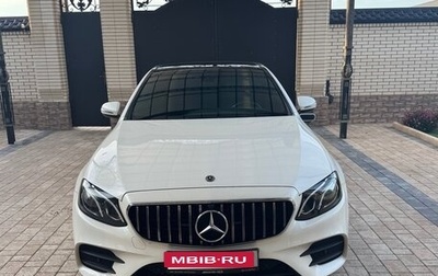 Mercedes-Benz E-Класс, 2019 год, 4 000 000 рублей, 1 фотография