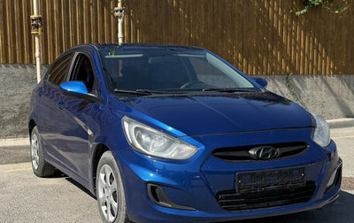 Hyundai Solaris II рестайлинг, 2011 год, 700 000 рублей, 1 фотография