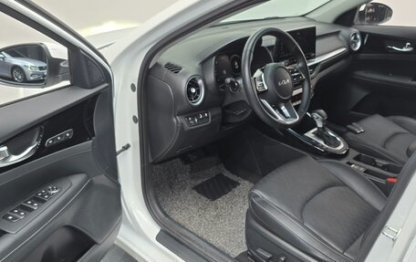 KIA K3, 2022 год, 1 810 678 рублей, 12 фотография