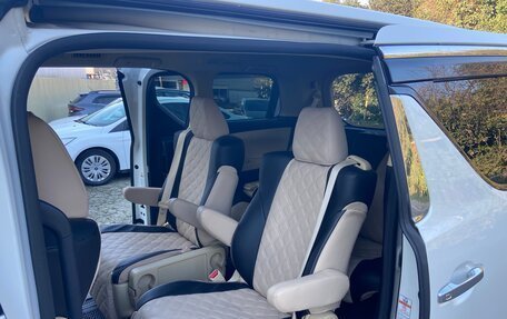 Toyota Vellfire II, 2017 год, 3 290 000 рублей, 4 фотография