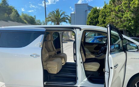 Toyota Vellfire II, 2017 год, 3 290 000 рублей, 14 фотография