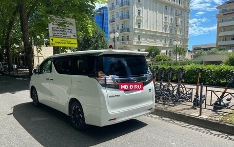 Toyota Vellfire II, 2017 год, 3 290 000 рублей, 19 фотография