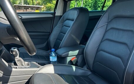 Volkswagen Tiguan II, 2021 год, 2 990 000 рублей, 3 фотография
